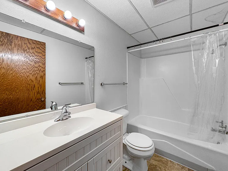 314 Cottonwood St #7 — Photo 4