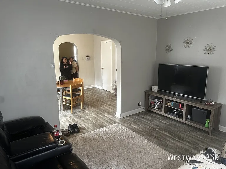 3048 N Drake Ave #1R — Photo 18