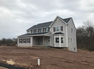 13 Dylan Dr, Suffield, CT 06078