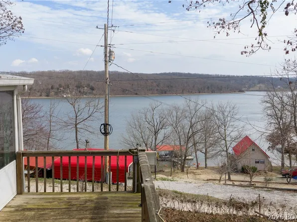 30560 Pecan Dr, Edwards, MO 65326