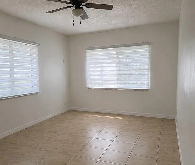 2nd Bedroom
Actual Photo-unfurnished
