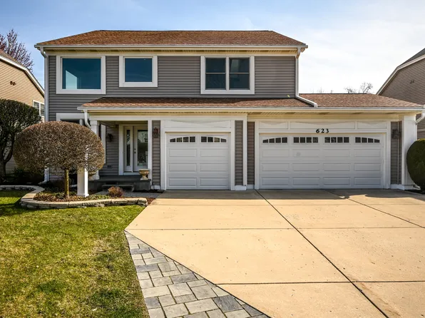 623 E Thornhill Ln, Palatine, IL 60074