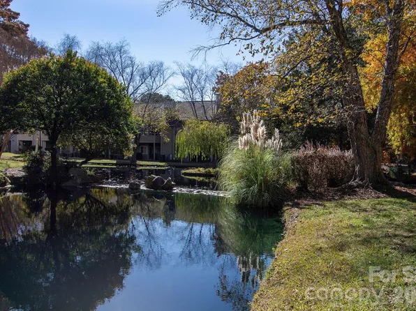 2536 Stradbrook Dr APT B, Charlotte, NC 28210