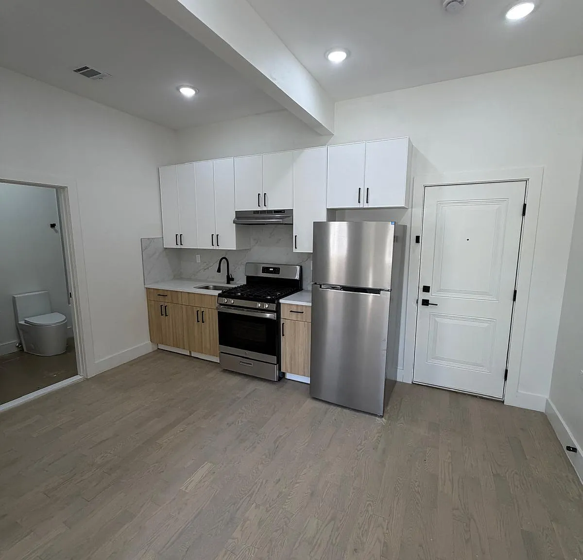 1 bed, $1,650 — Photo 2
