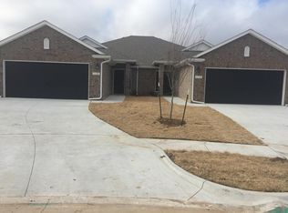 1118-1120 Merlin Cir, Norman, OK 73072
