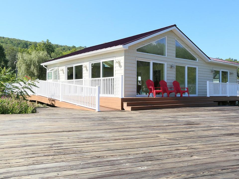 Dock/Deck and House