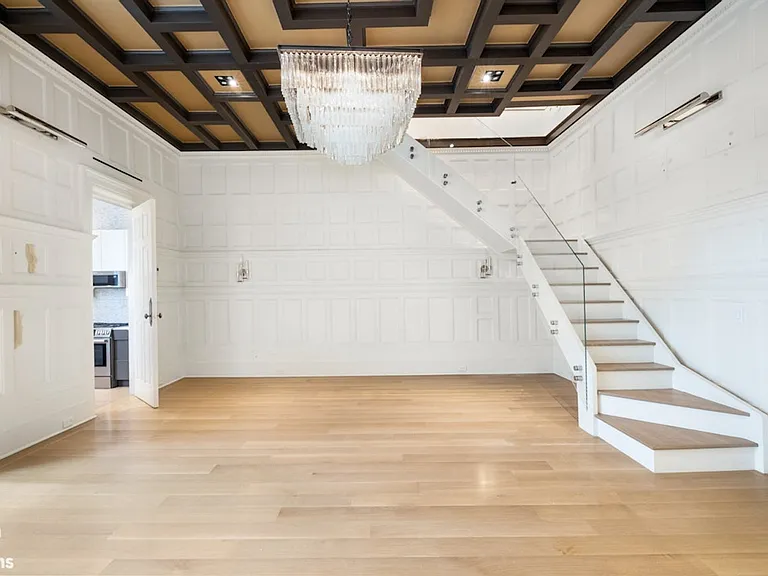 9 E 82nd St #2/3 — Photo 3