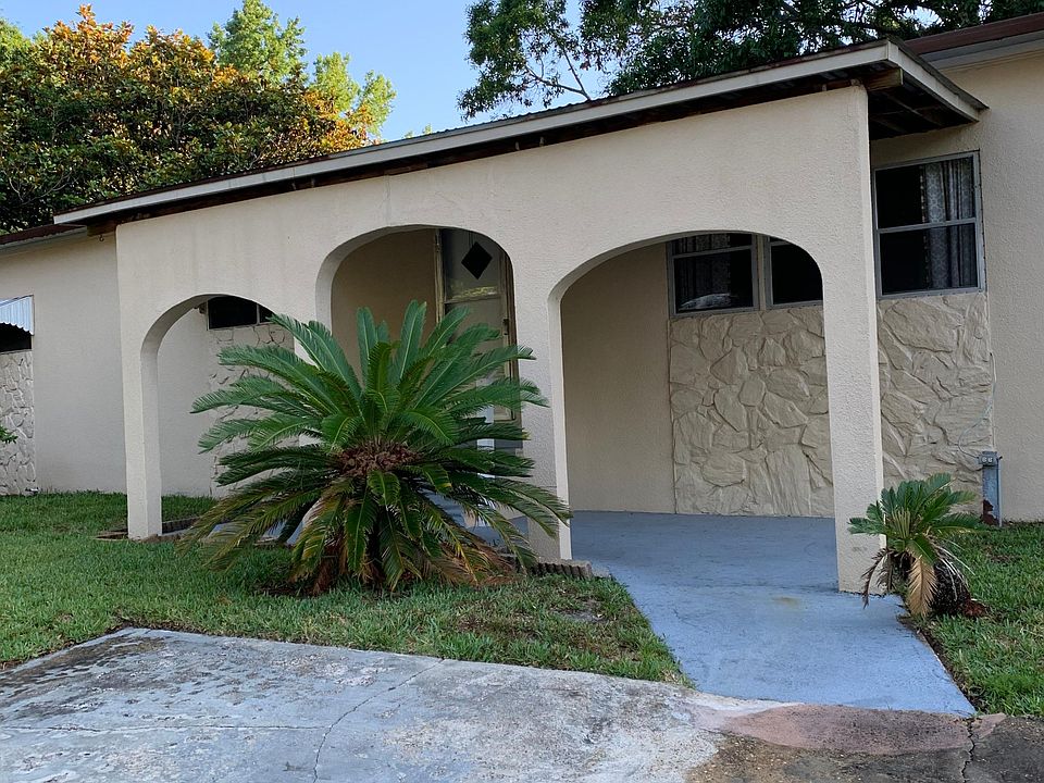 1st image of 111 Camelia Dr