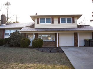 6 Hobner Ct, Wilmington, DE 19808