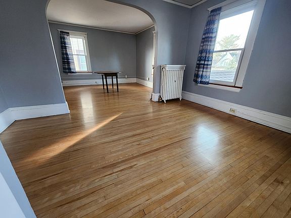 3rd image of 3925 Pillsbury Ave S #2