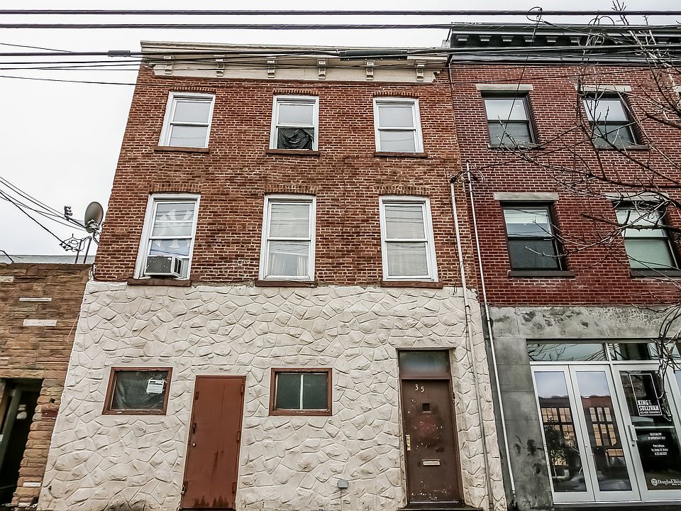1st image of 358 Van Brunt St
