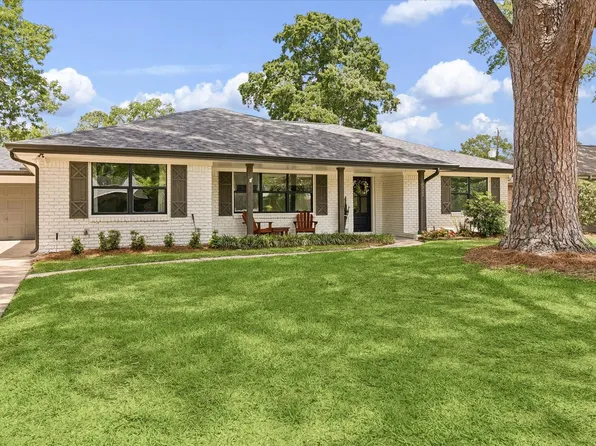 10322 Shadow Wood Dr, Houston, TX 77043