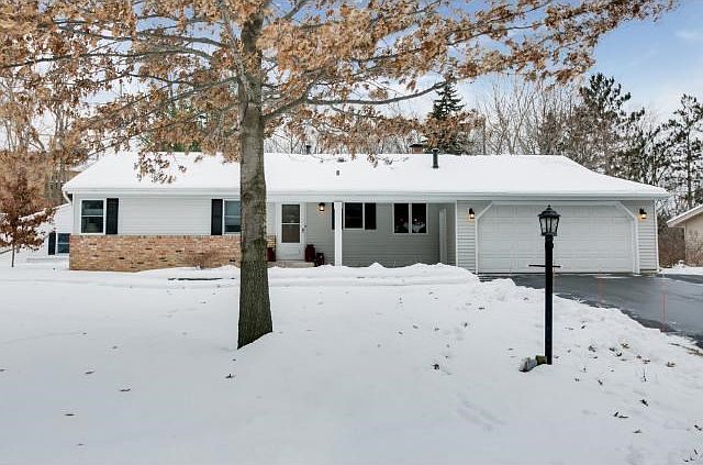 1st image of 13724 E Wellington Cres
