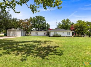 200 N 2nd St, Buckholts, TX 76518