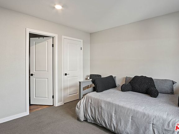 4th image of 716 Sienna Way