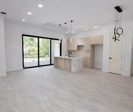 2nd image of 1105 CORNELIUS BOULEVARD