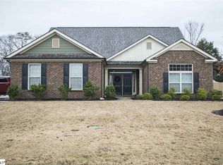 212 Cooper Oaks Ct, Simpsonville, SC 29681