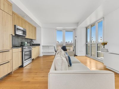 24-16 Queens Plz S #10A, Long Island City, NY, 11101