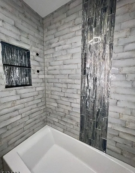 1023 Castle Rd — Photo 13