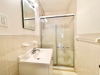Rented by Century 21 Premier 
