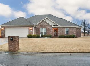 10 Pioneer Cv, Cabot, AR 72023