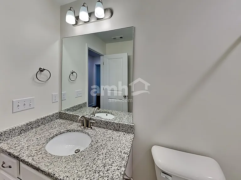 5068 Trailwater Dr — Photo 13