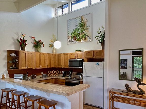 4th image of 4370 Kalaheo Dr APT 5