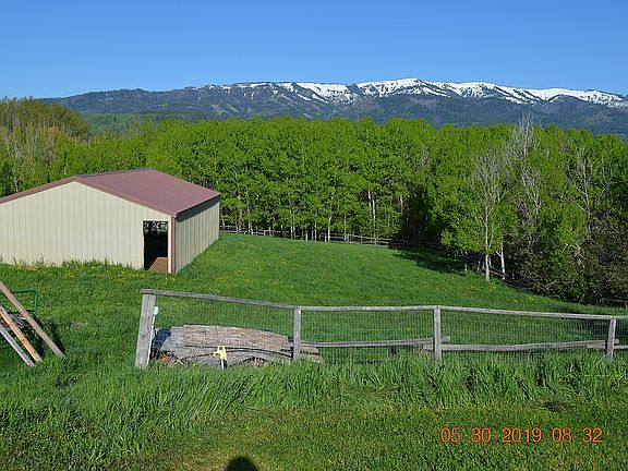 3rd image of 214 Aspen Hills Dr