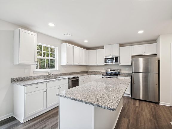 4th image of 1409 Porchlight Ct