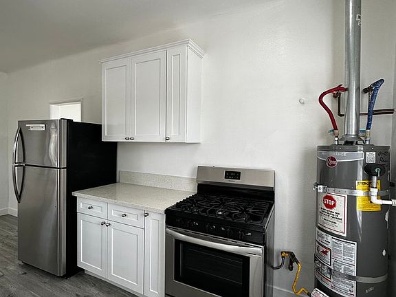 4th image of 1842-1844 Workman St #1842-8