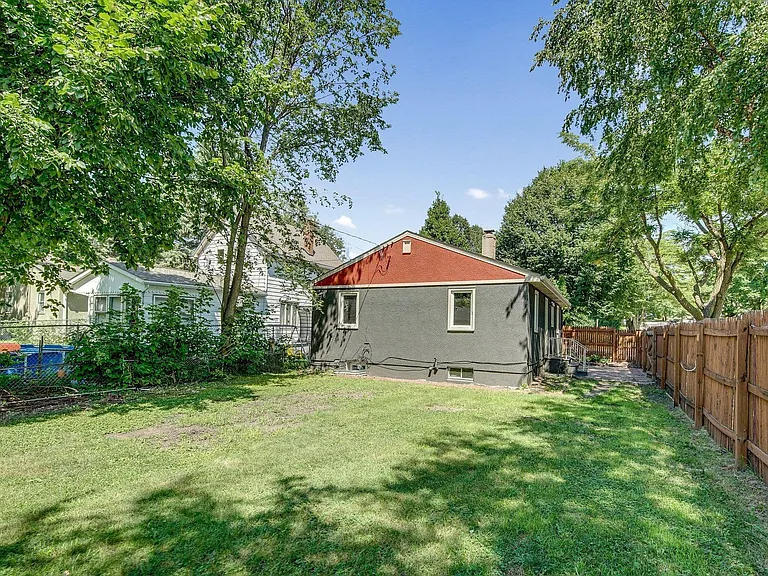 996 Fremont Ave — Photo 20
