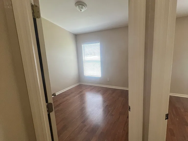 5135 Baron St — Photo 6