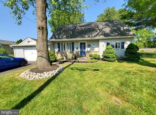 947 Emily Ave, Croydon, PA 19021