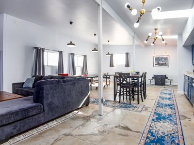 6551 West Blvd, Inglewood, CA, 90302