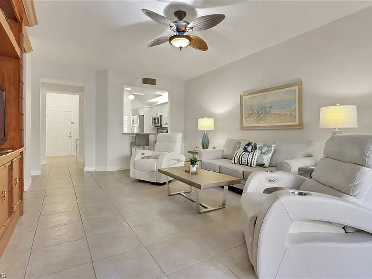 401 Bayfront Pl #3207 — Photo 2