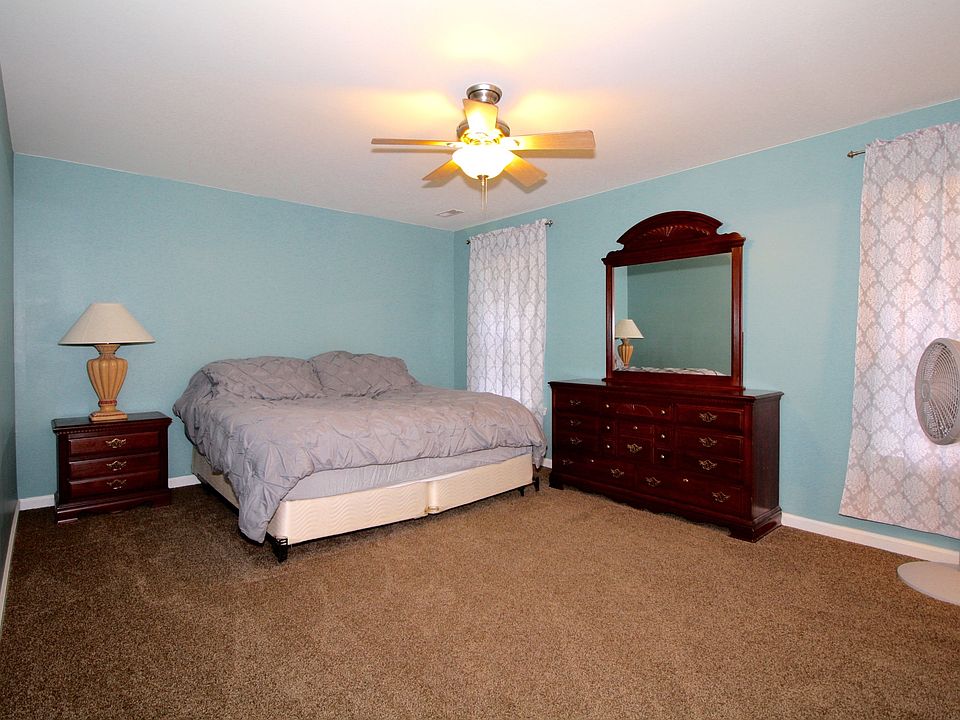 1st image of 12819 Flintlock Dr