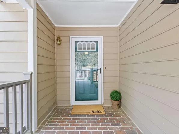 4447 Pineridge Cir, Dunwoody, GA 30338