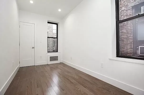 Rented by REAL New York | media 9