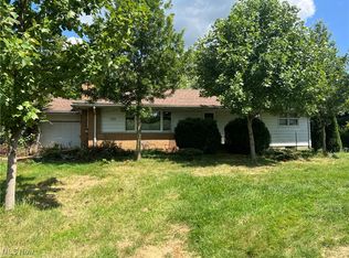 7713 Beach Rd, Wadsworth, OH 44281