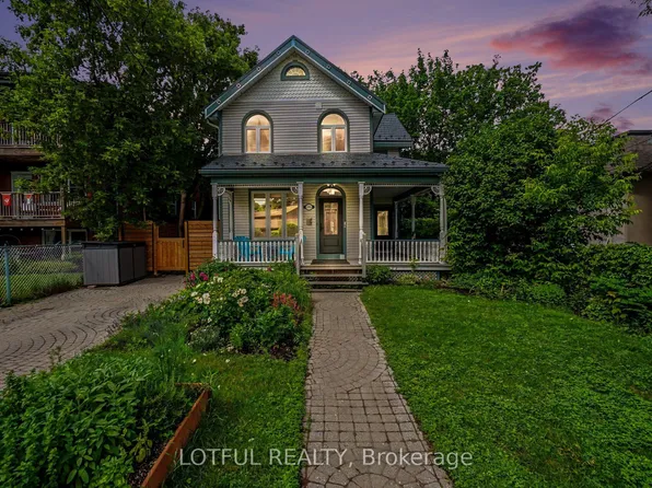 518 Hilson Ave, Ottawa, ON K1Z 6C8