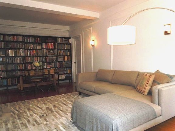 3rd image of 175 W 76th St #8E