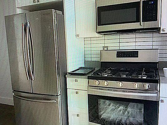 4th image of 265 19th St #1