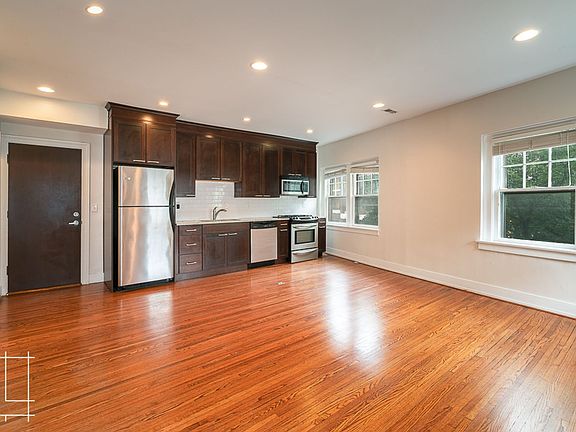 4th image of 19 W 1st Ave #201