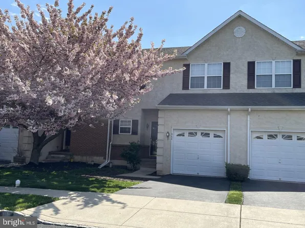 944 Schwendt Ln, Collegeville, PA 19426