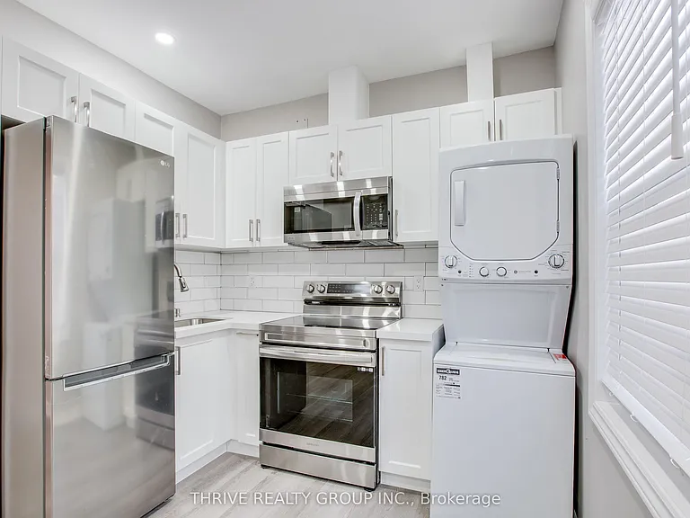 140 Wellington St #3 — Photo 4