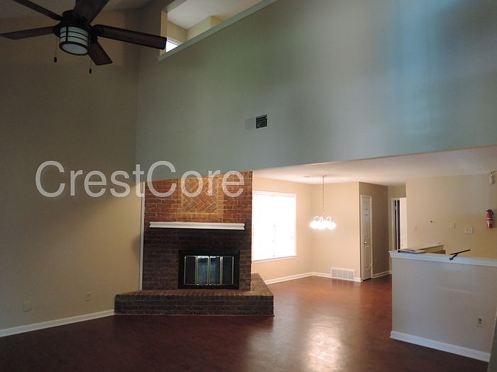 1st image of 4202 Hickory Grove Dr