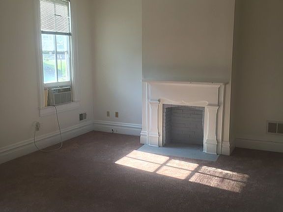3rd image of 89 Sumner Ave