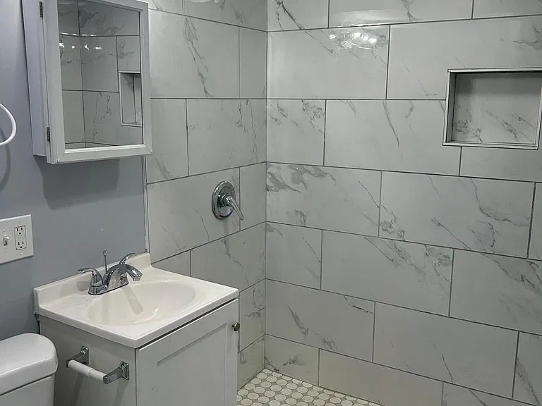 813 N Fulton Ave — Photo 10
