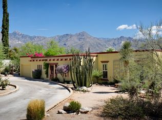 8245 E Sandstone Dr, Tucson, AZ 85750