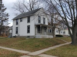 428 W Moseley St, Freeport, IL
